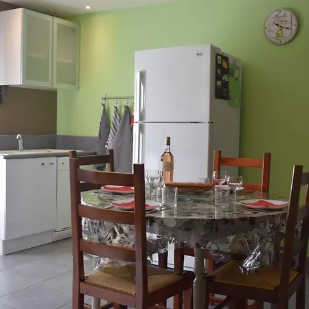 Gite Le Grenier Tout Confort Сasa de vacaciones Murviel